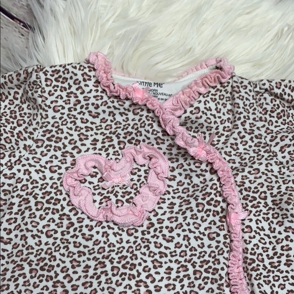 Little Me Newborn Onesie Pink Leopard print - Picture 2 of 3